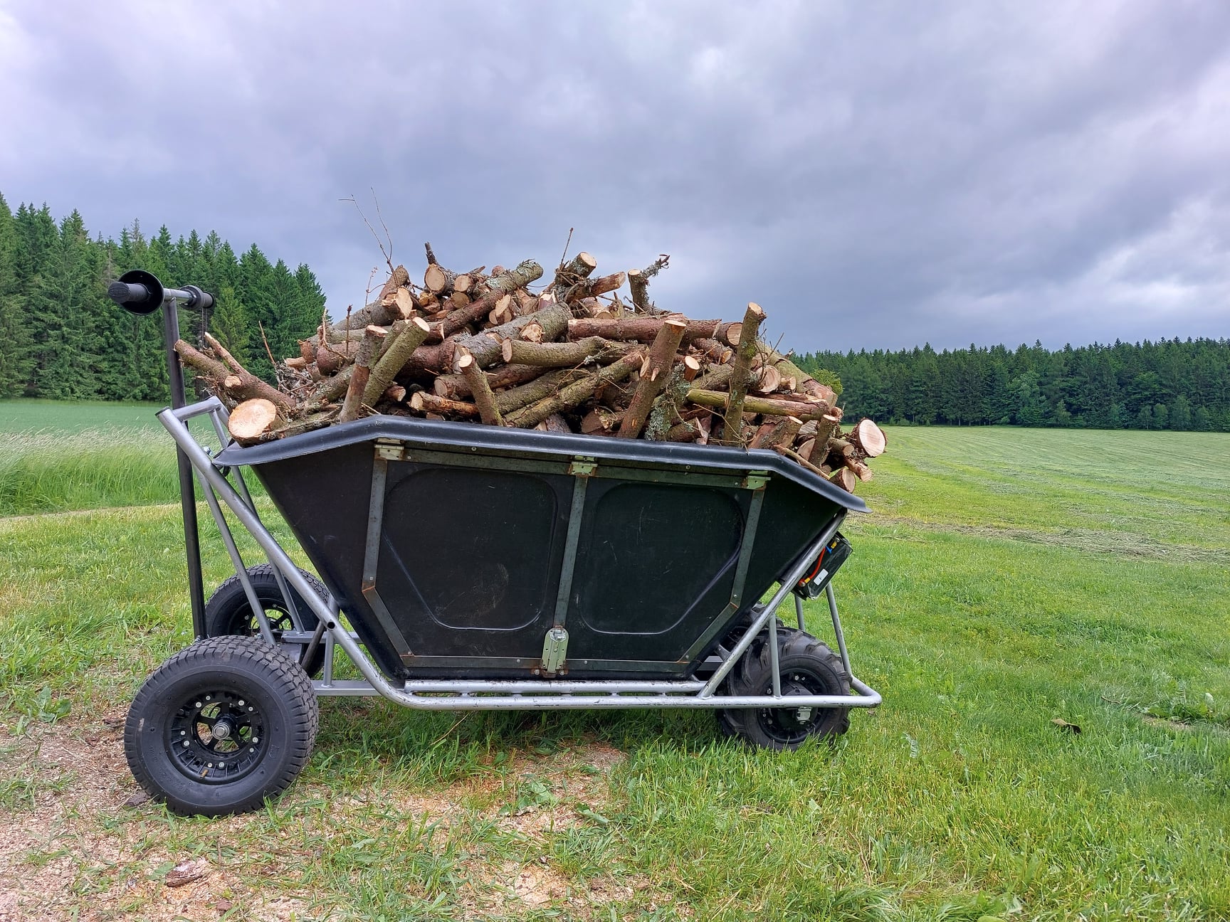 Motucko electric wheelbarrow 3